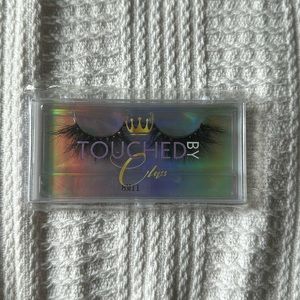 Touched by Class lashes